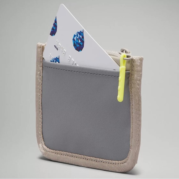 🤍NWT🤎Lululemon True Identity Card Case Wallet - Rhino Grey/Trench/Raw Linen - Picture 3 of 5